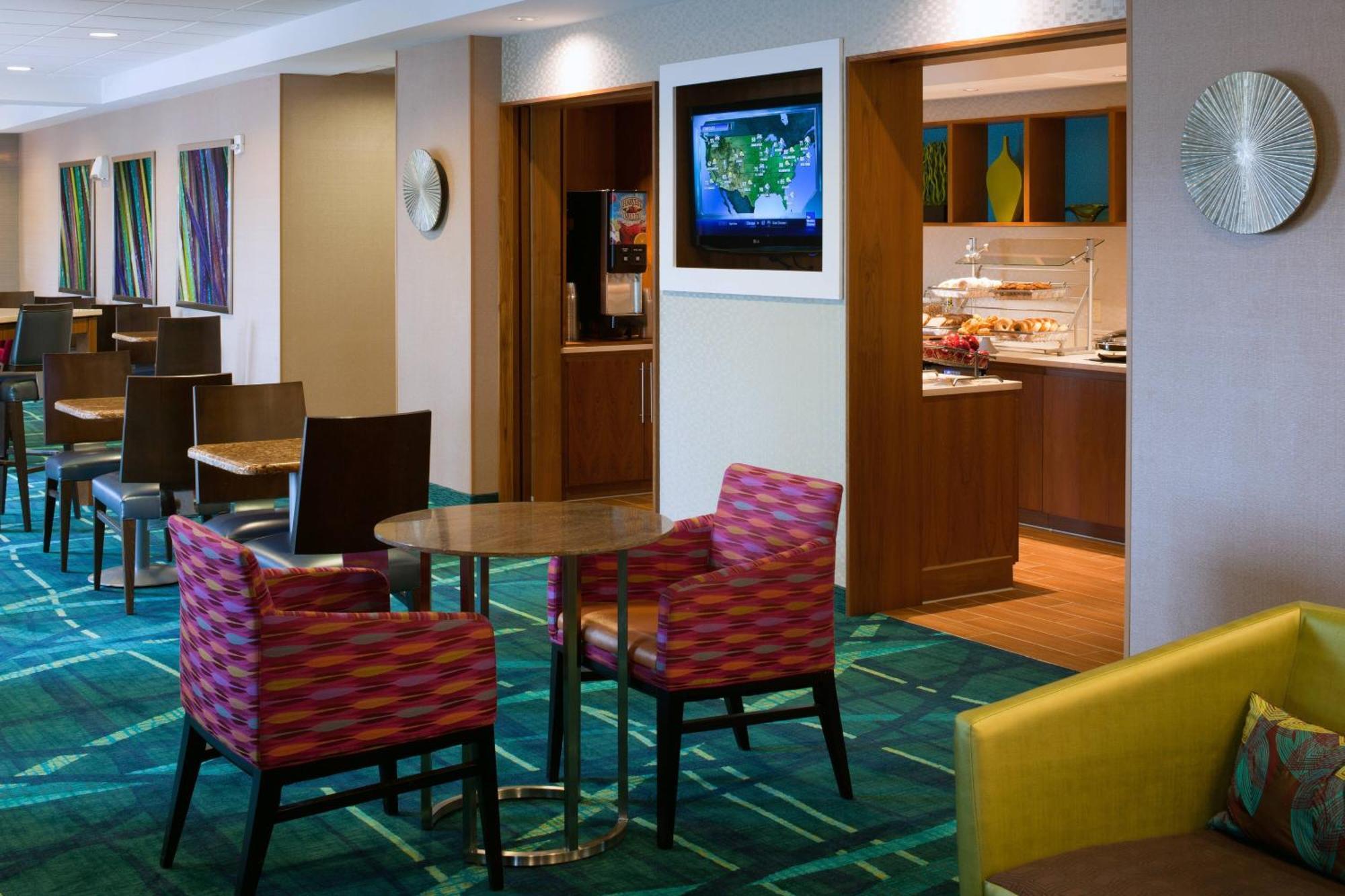 Springhill Suites By Marriott Lansing Exterior photo