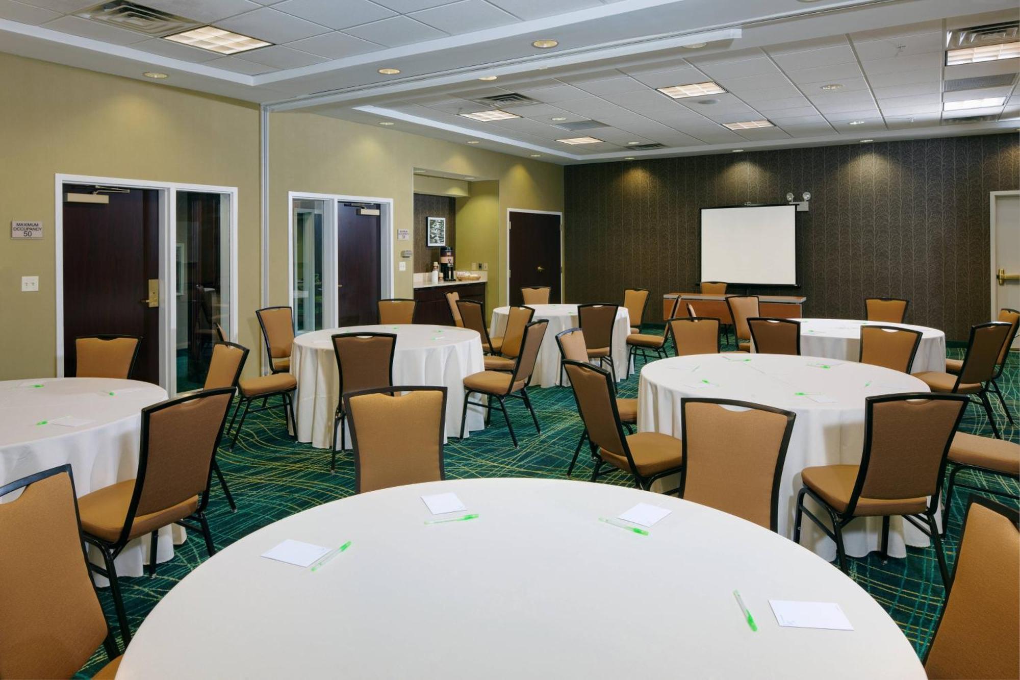 Springhill Suites By Marriott Lansing Exterior photo